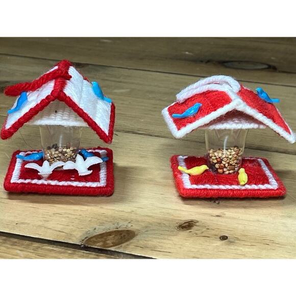 Two Vintage Christmas Ornaments. Crochet Bird Feeders w/ plastic birds.red/white - Picture 1 of 5